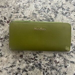 MaxMara Olive Leather Zip Wallet